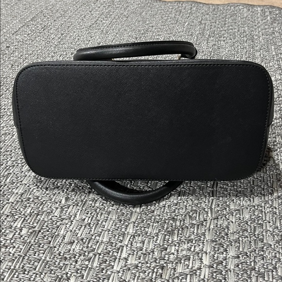 Aldo | Black With Gold Accents Purse - Picture 7 of 12